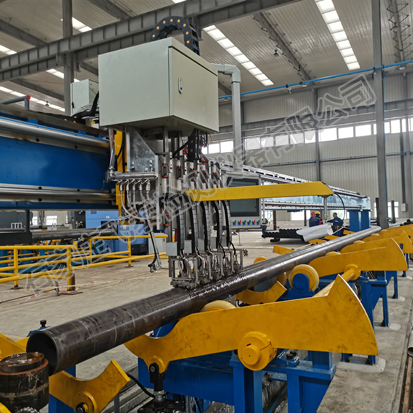 全自动超声波探伤设备.jpg 全自动超声波探伤设备.jpg